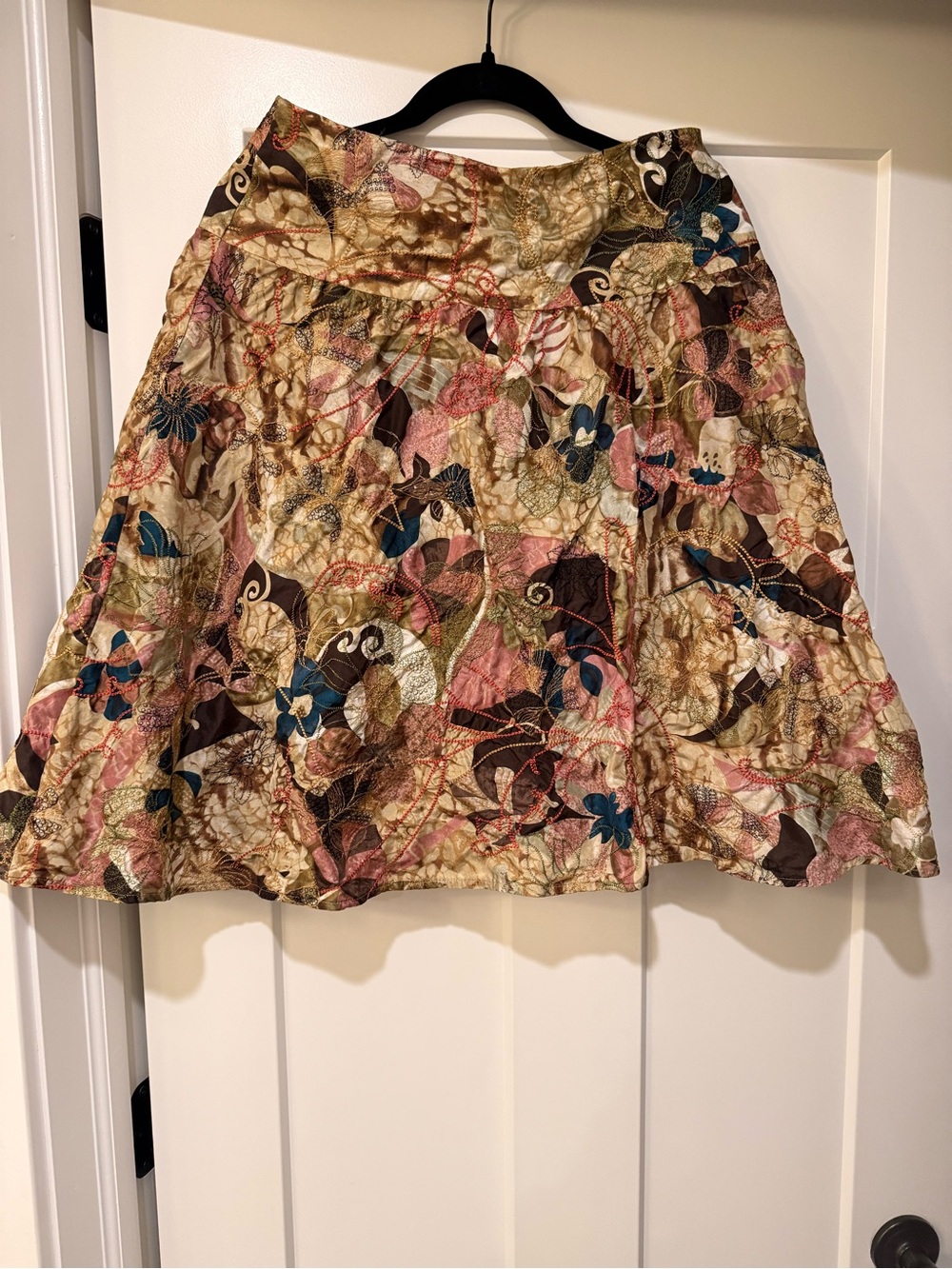 100% Silk Floral Embroidered Fairy Skirt sz 10 Whimsi Whimsitwee Poly Lining Vtg